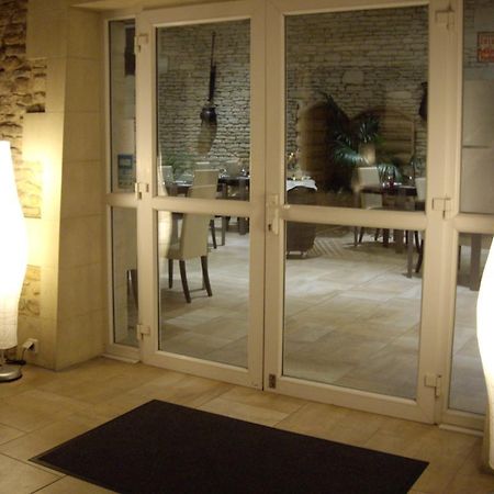 Auberge De La Luzerne Bernières-sur-Mer Exterior foto